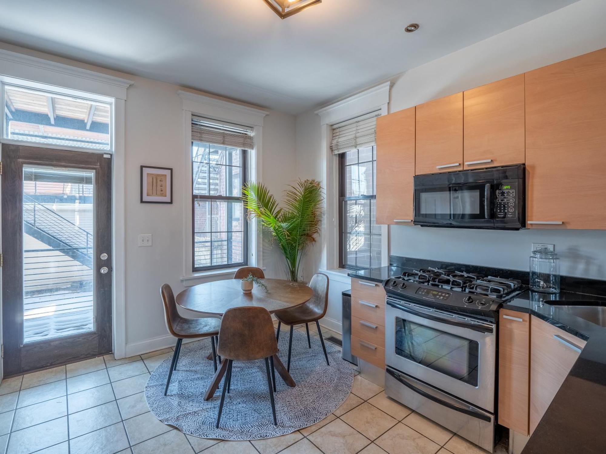 Wrigleyville Suites シカゴ エクステリア 写真