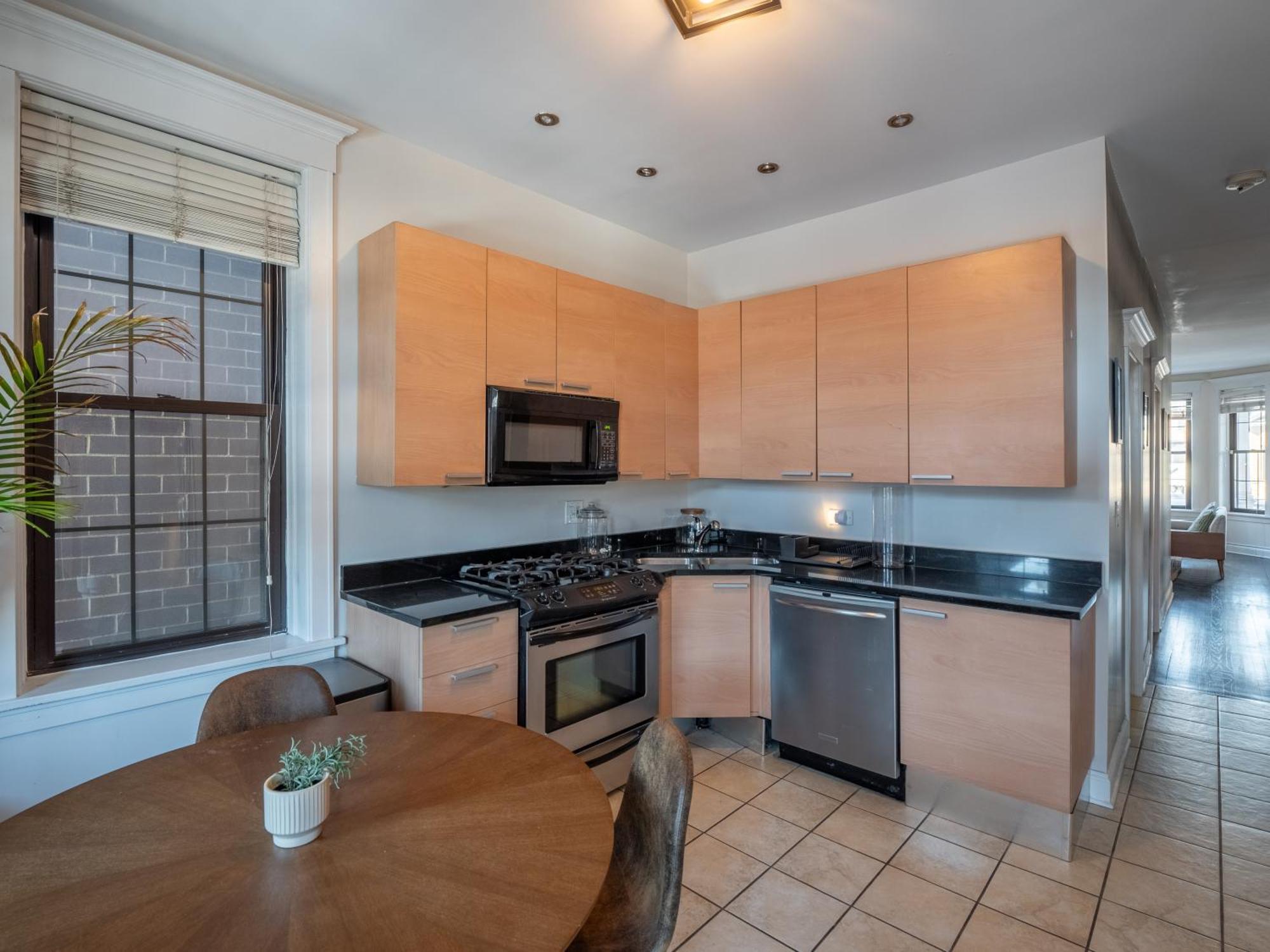 Wrigleyville Suites シカゴ エクステリア 写真
